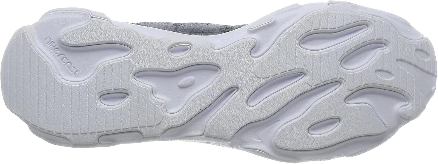 Мужские беговые кроссовки Nike React Live, Black White Dk Smoke Grey — фото 4