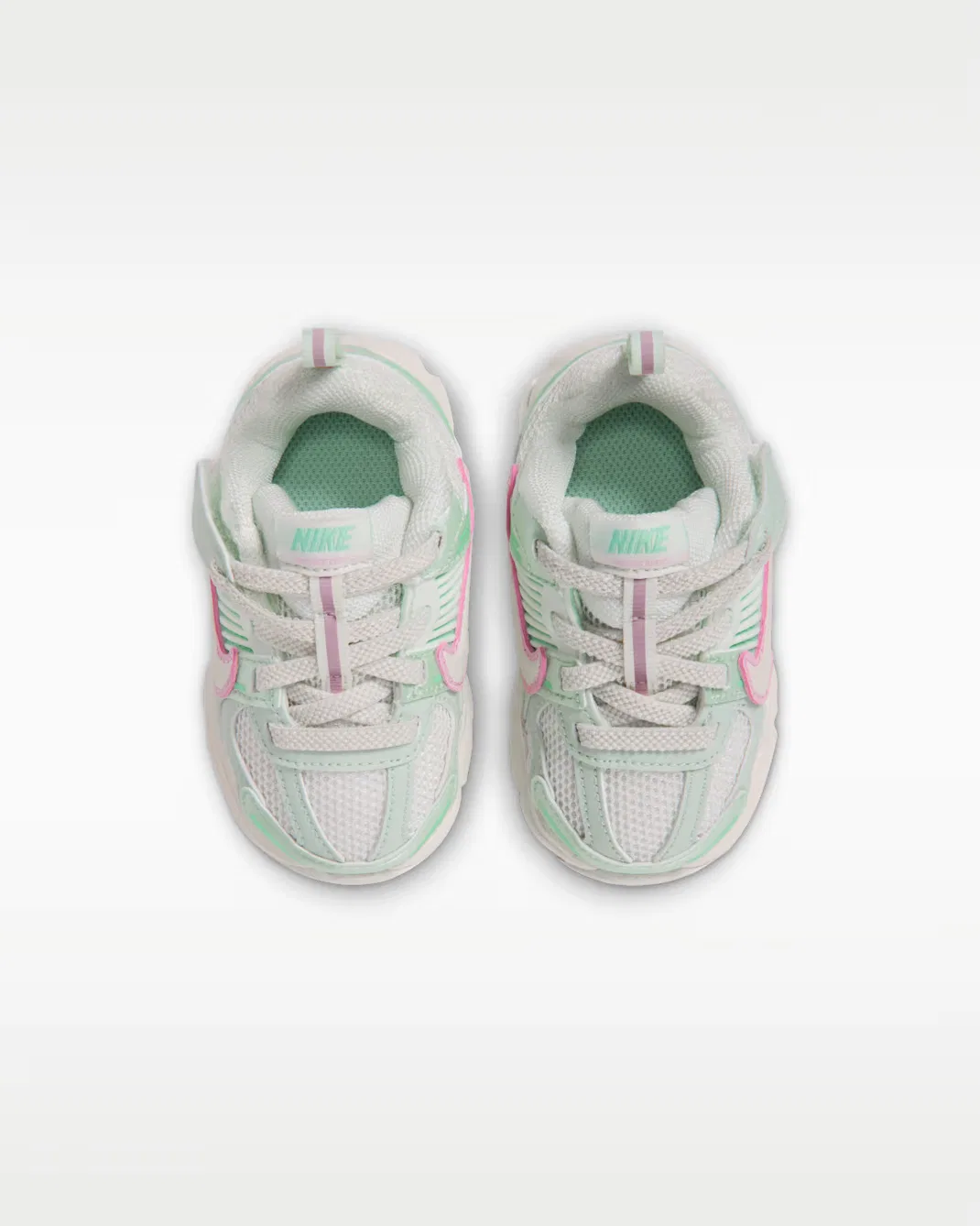 Детская/подростковая обувь Nike Vomero 5, Sail/Pink Foam/Arctic Green/Sail — фото 4