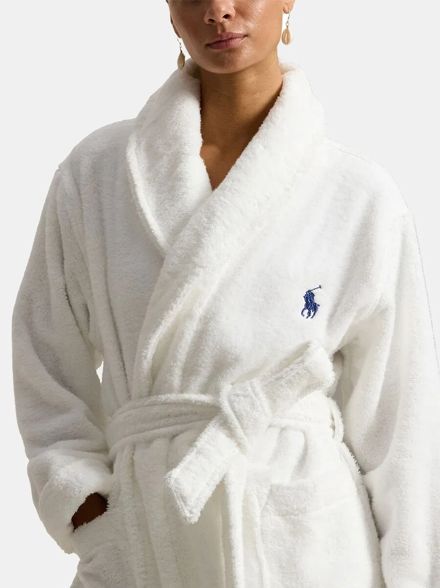 Короткий банный халат Polo Ralph Lauren «Короткий банный халат - культовый медведь» белого цвета — фото 3