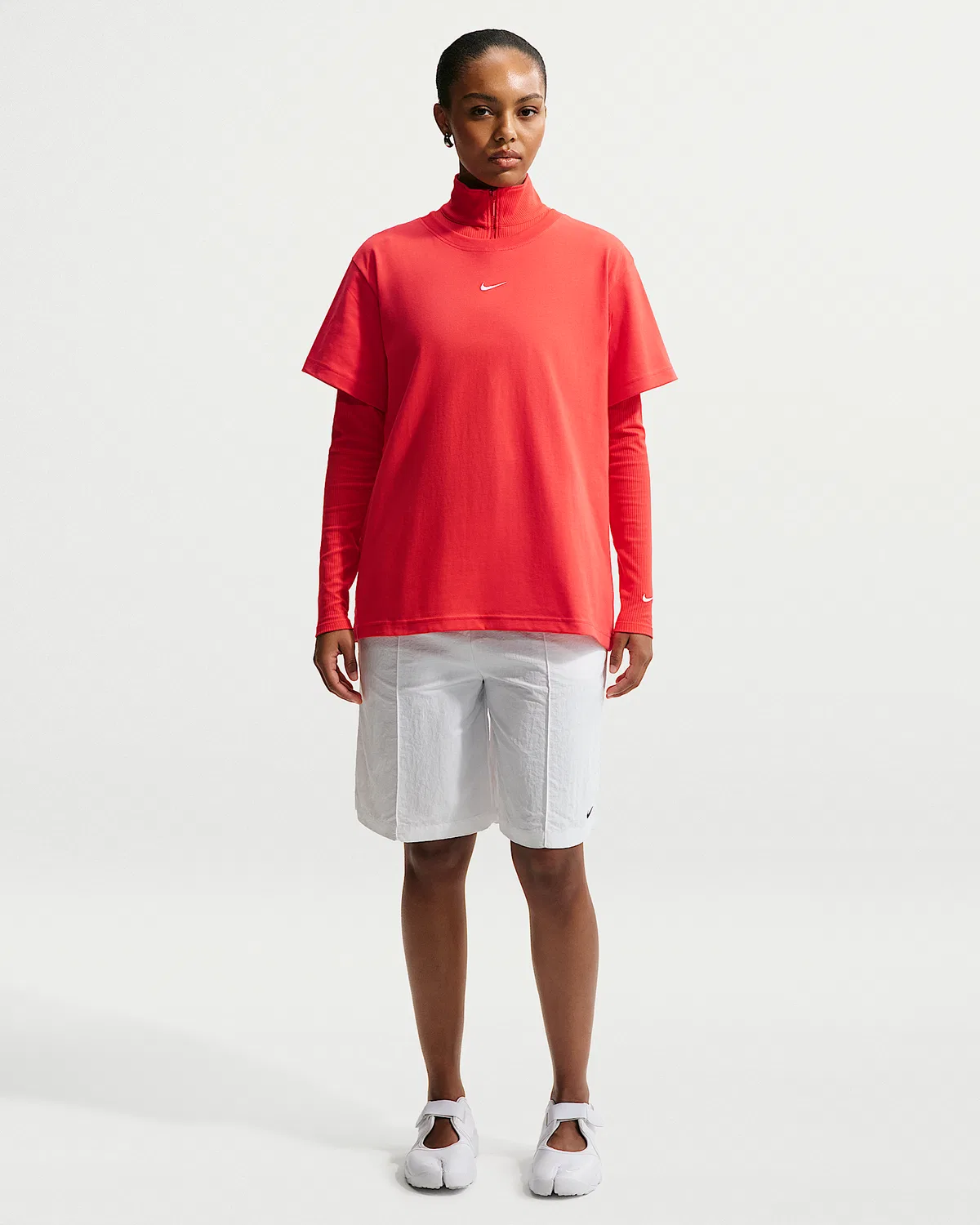 Женская оверсайз футболка Nike Sportswear Classic, Light Crimson — фото 4