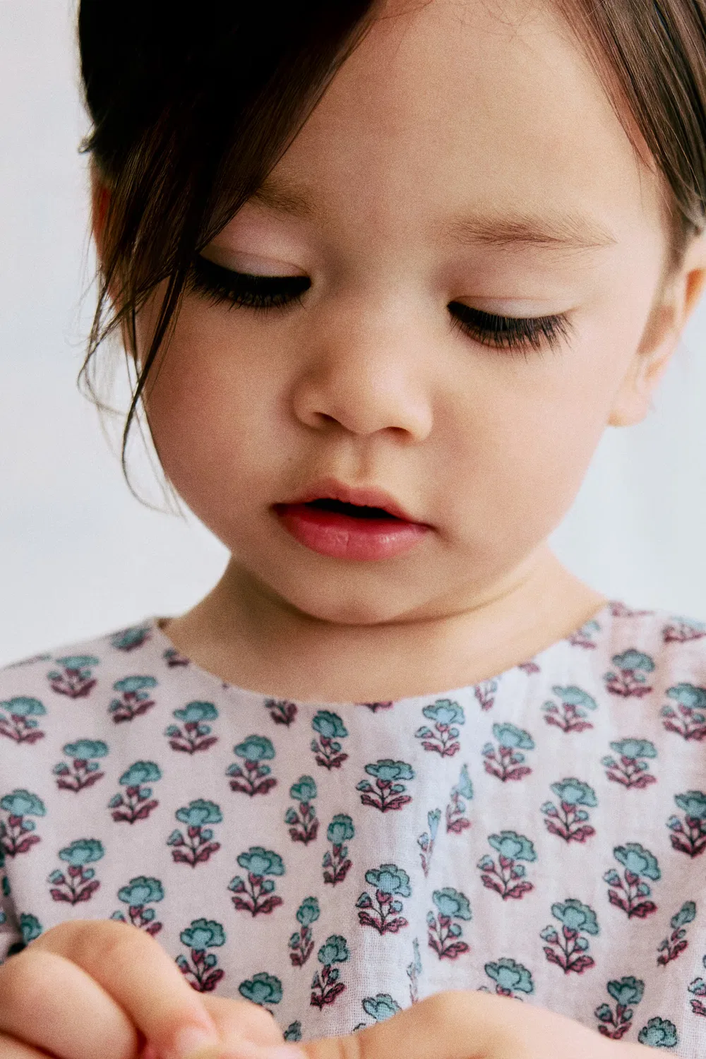 Платье из хлопчатобумажной ткани H&M, Helllila/Geblümt — фото 2