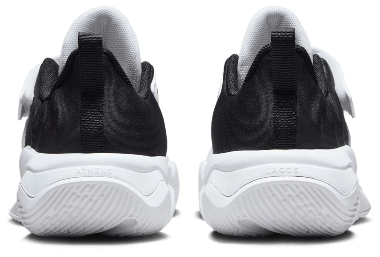 Кроссовки для мальчиков Giannis Immortality 4 Nike, цвет White/Black/Metallic Gold — фото 3