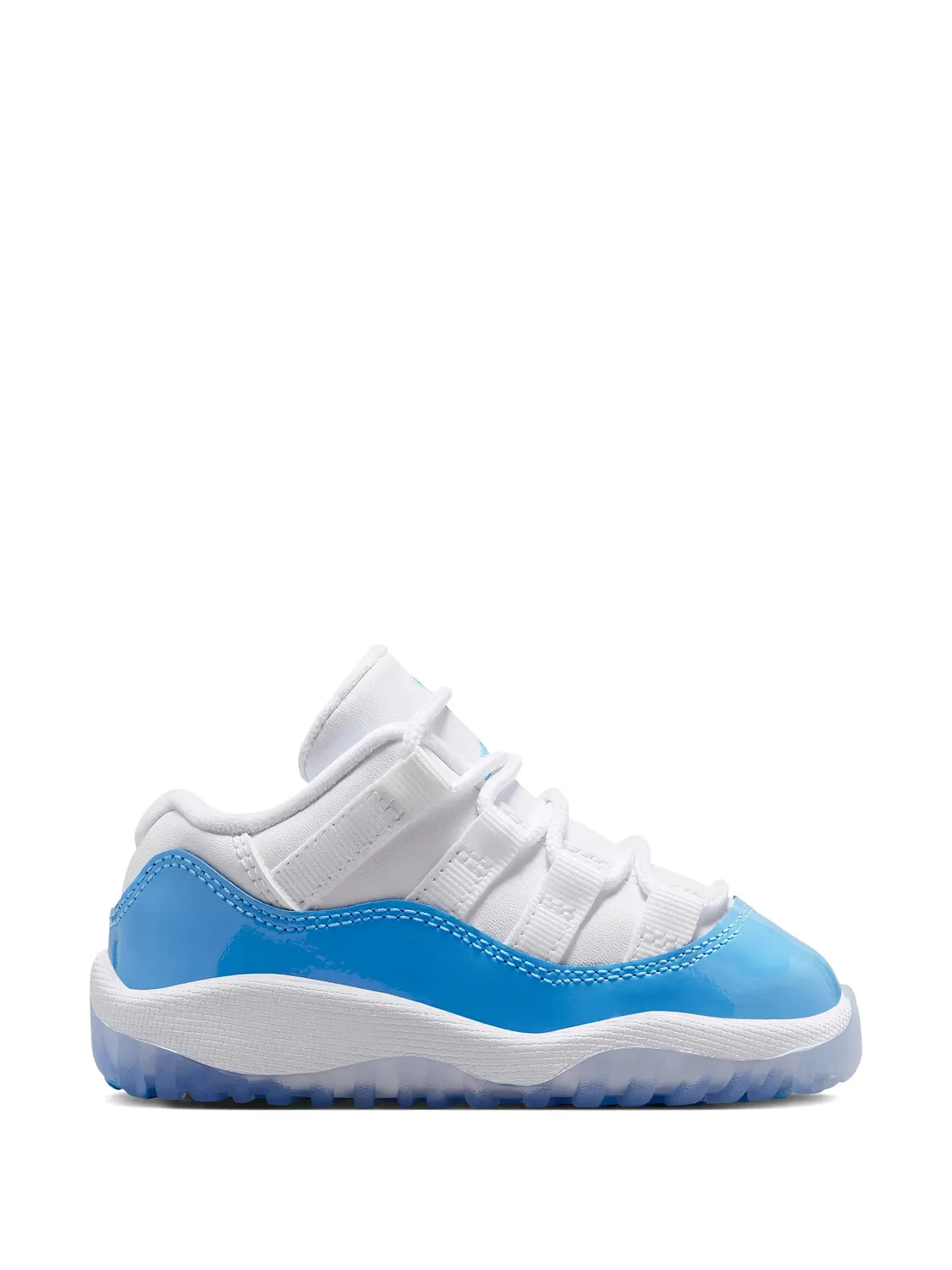 Кроссовки 11 Low белые Jordan, белый