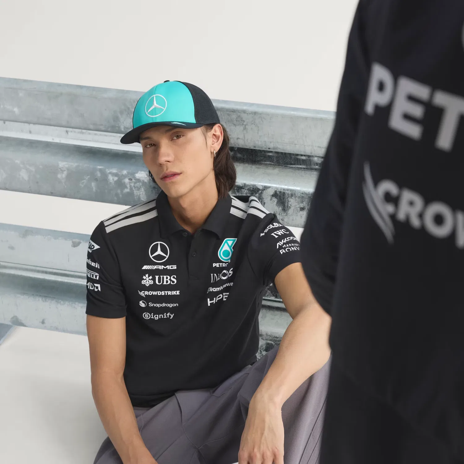 Мужское поло с застежкой на пуговицы Mercedes - AMG Petronas Formula 1 Team Engineers Adidas Performance, черный