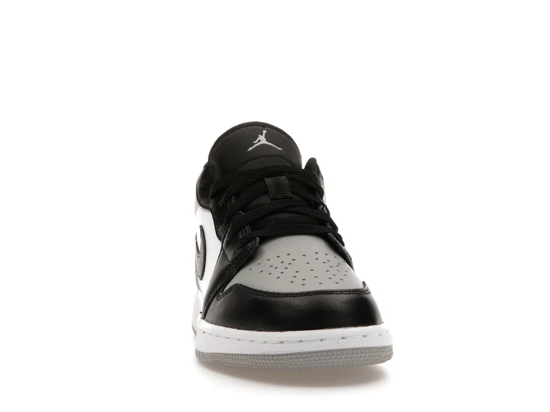 Детские кроссовки для мальчиков и девочек с кожаным верхом Jordan 1 Low Jordan, Light Smoke Grey/Black-White — фото 2