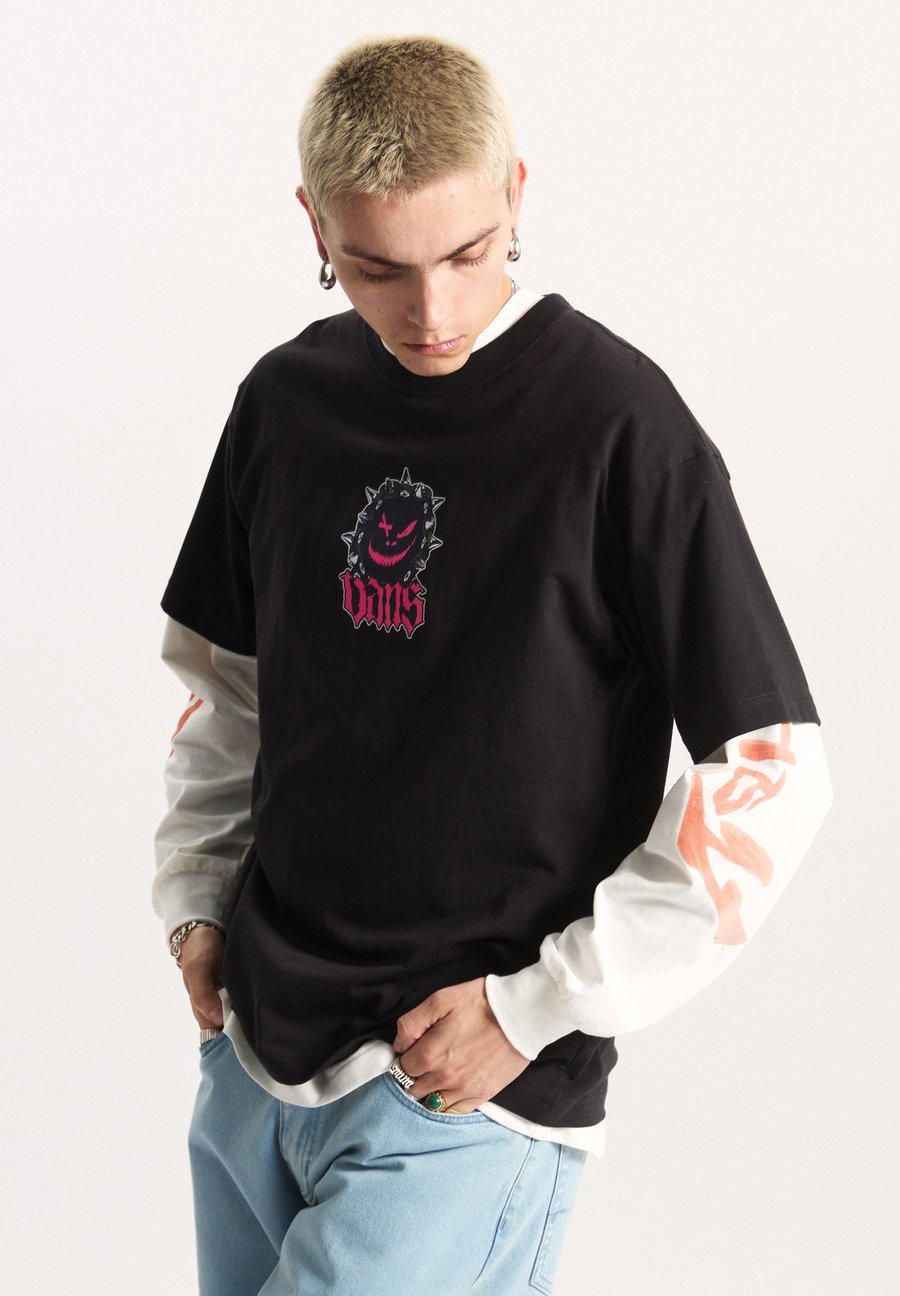 

Футболка Vans HAPPY SPIKE, Black