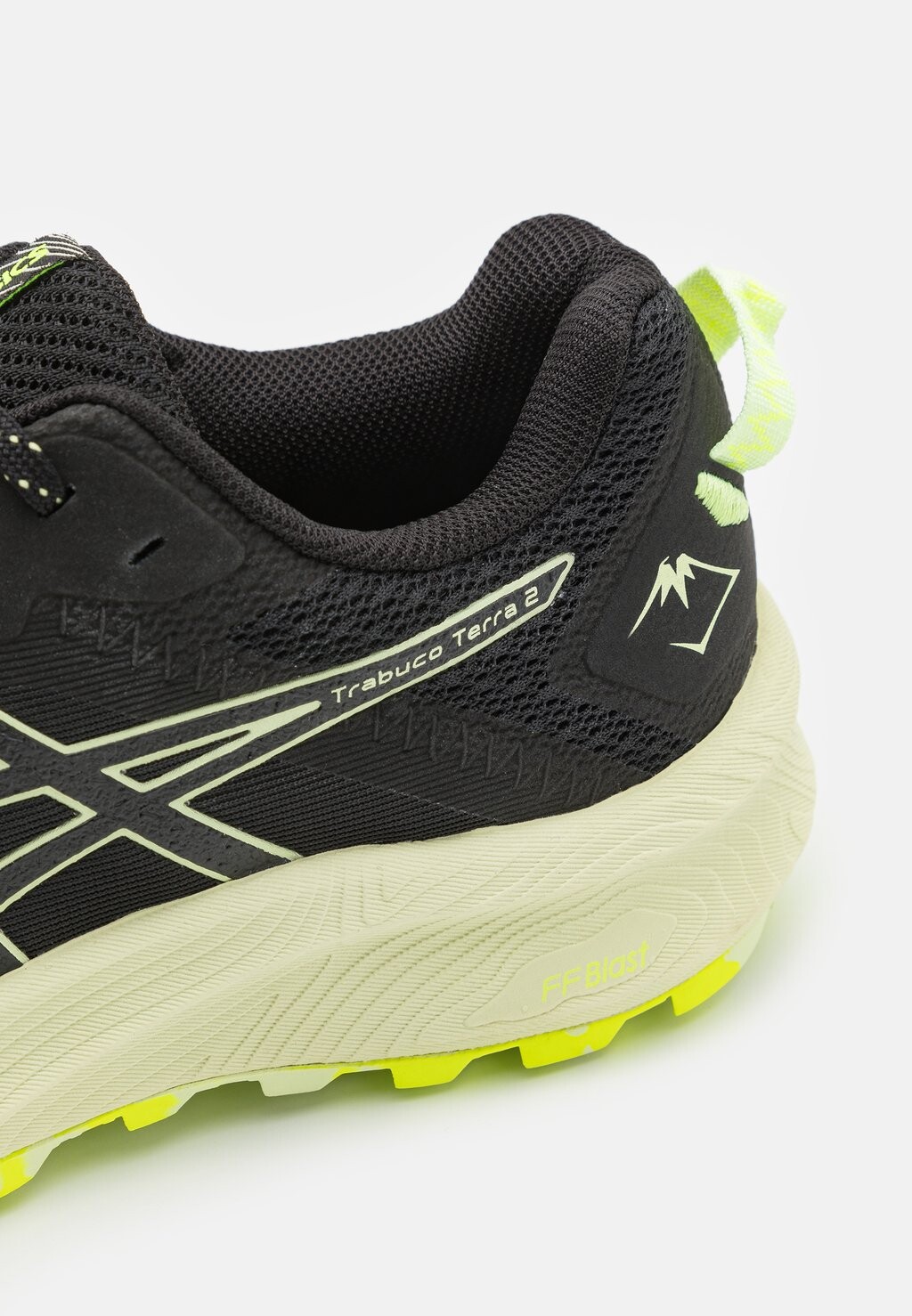 

Кроссовки Trabuco Terra 2 ASICS, черный/классный маття