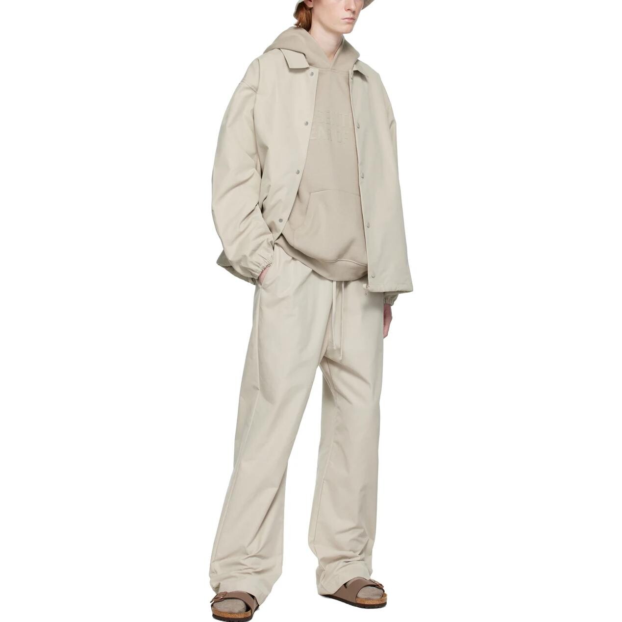 Куртка женская дымчато-серая Fear Of God Essentials — фото 4
