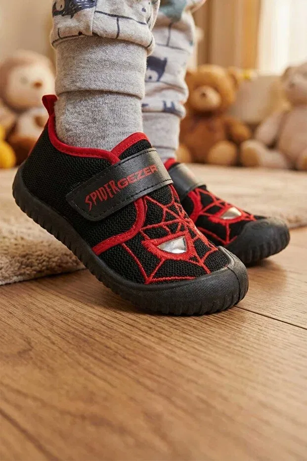Детские туфли для мальчиков с коротким каблуком Gezer, Black