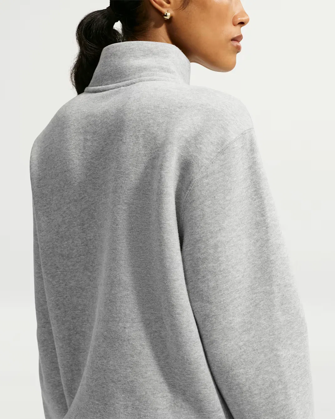 Женская футболка с застежкой-молнией на четверть длины Nike Studio Fleece Medium Weight, Dark Grey Heather/Sail — фото 2