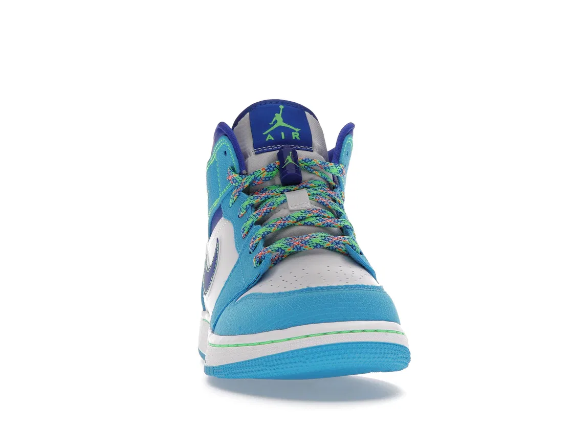 Детские кроссовки для мальчиков с высоким берцем Jordan 1 Mid SE Jordan, Dark Powder Blue/Racer Blue/Green Strike — фото 2