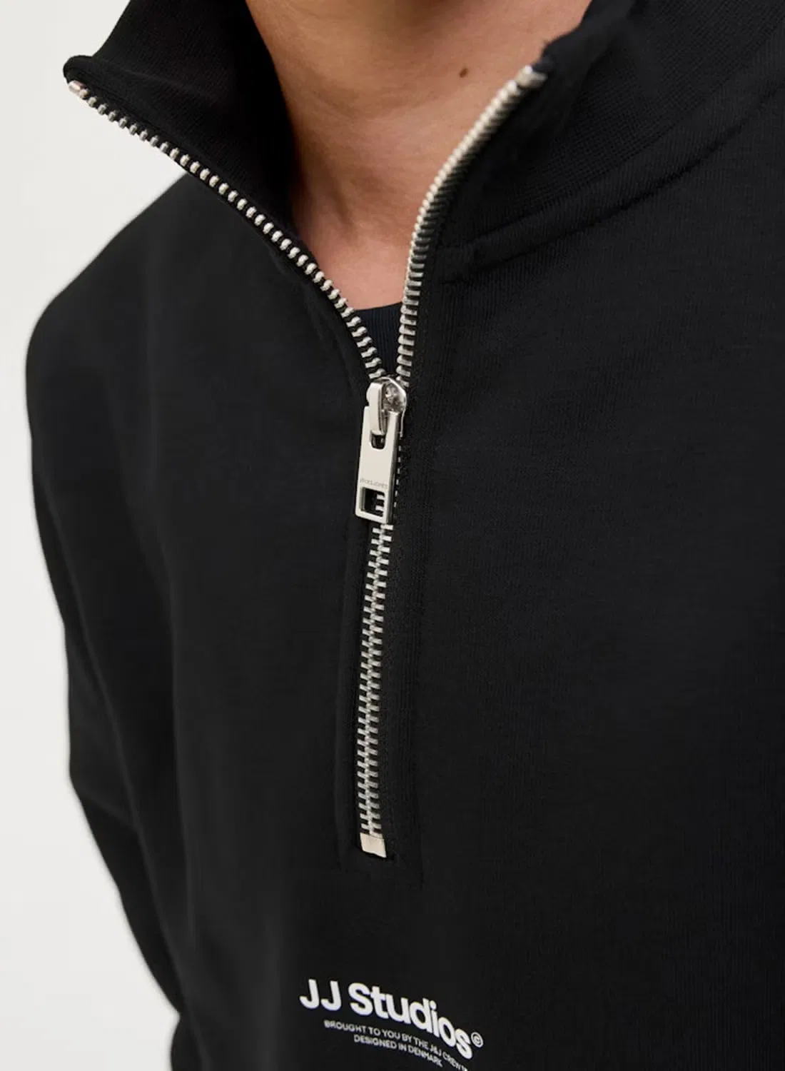 Свитшот на молнии с ворсом Jjesoho Jack & Jones Junior, черный — фото 3