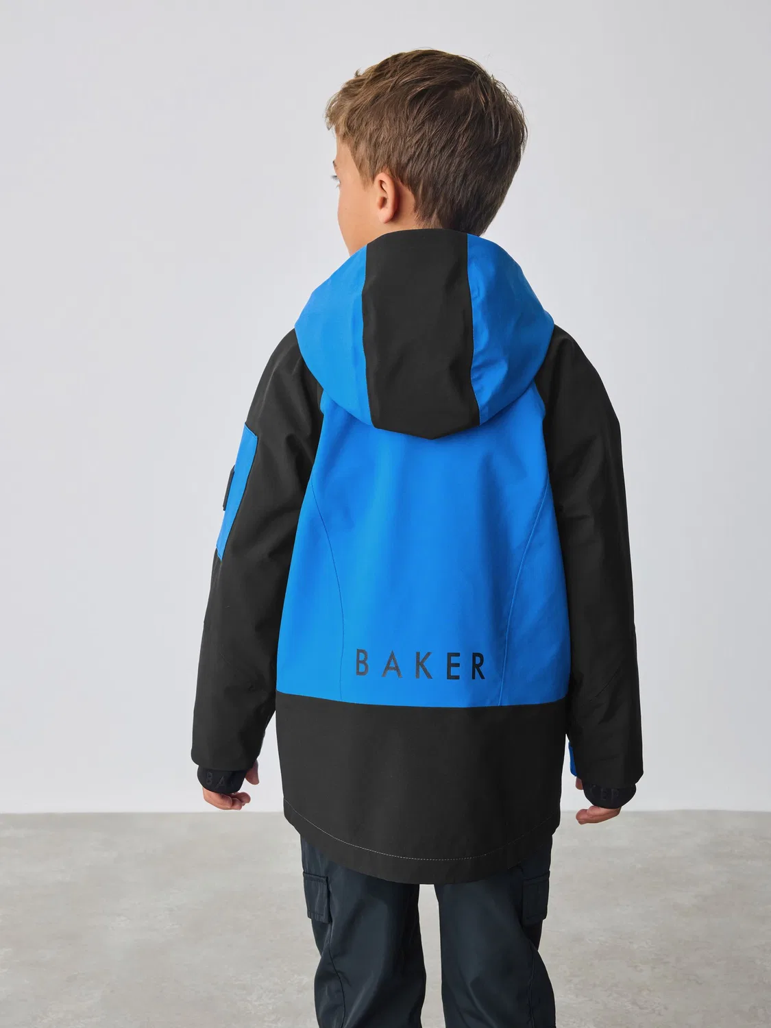 Пальто дождевик Colourblock Coat Baker by Ted Baker, синий/черный — фото 3