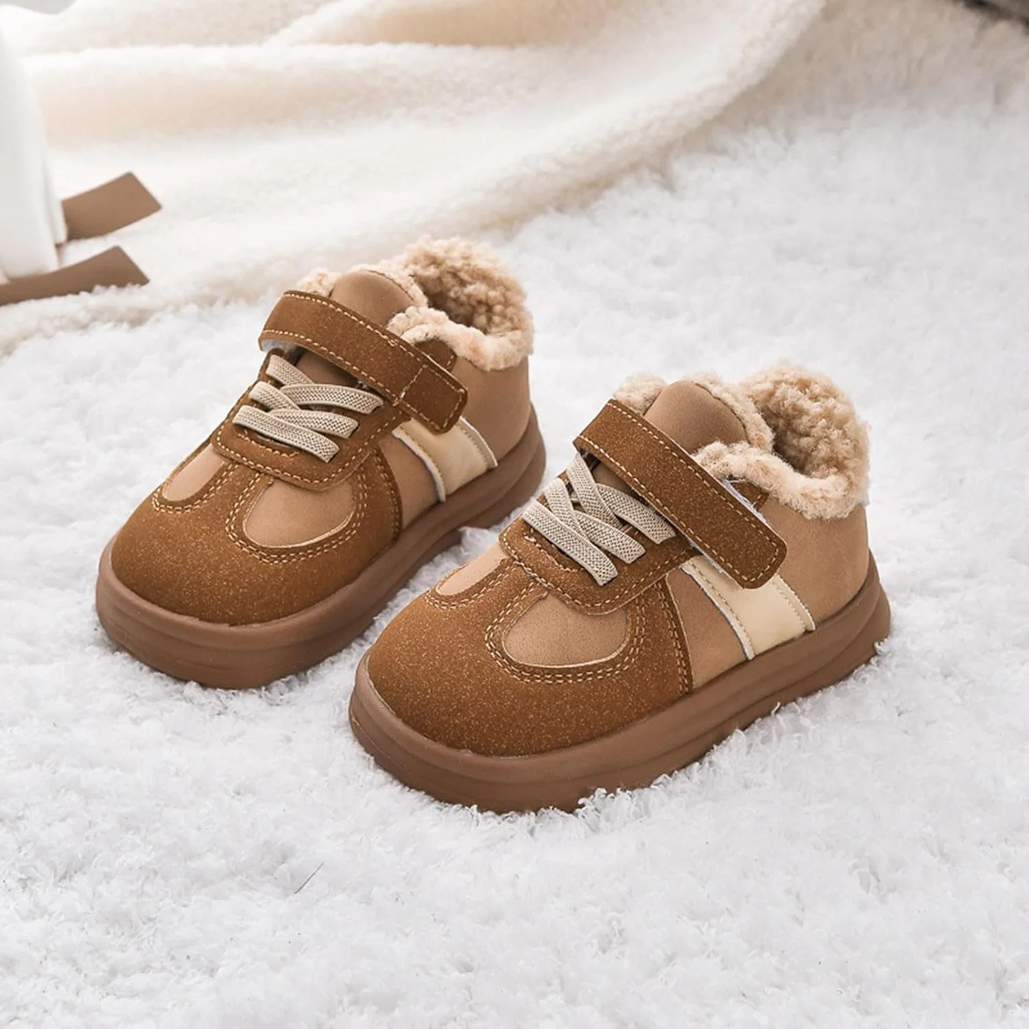 Детские зимние ботинки на меху с липучкой ZDZZHYO, Brown — фото 3