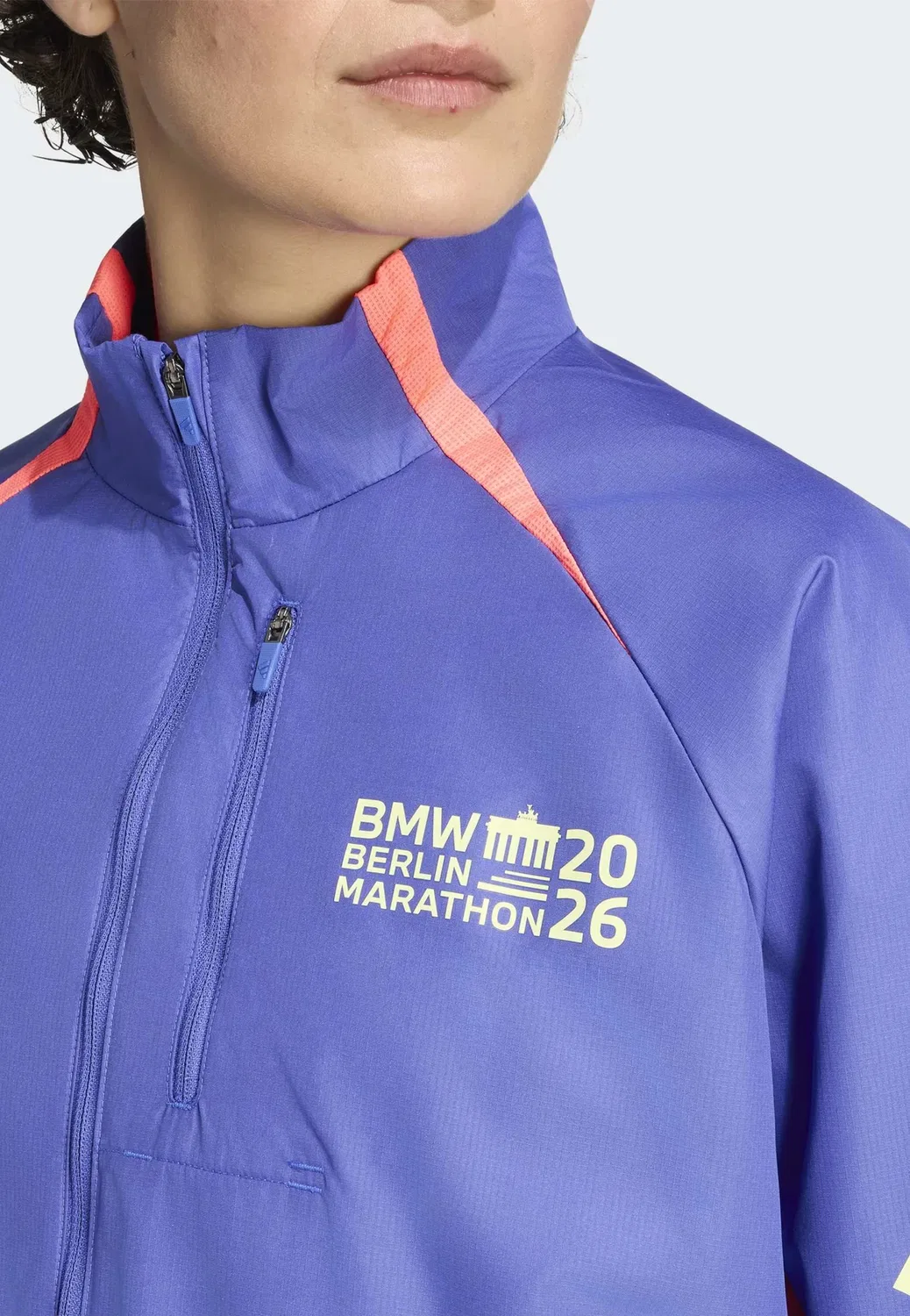 Ber26 - беговая куртка Adidas Performance, Dual Indigo/Solar Turbo — фото 4