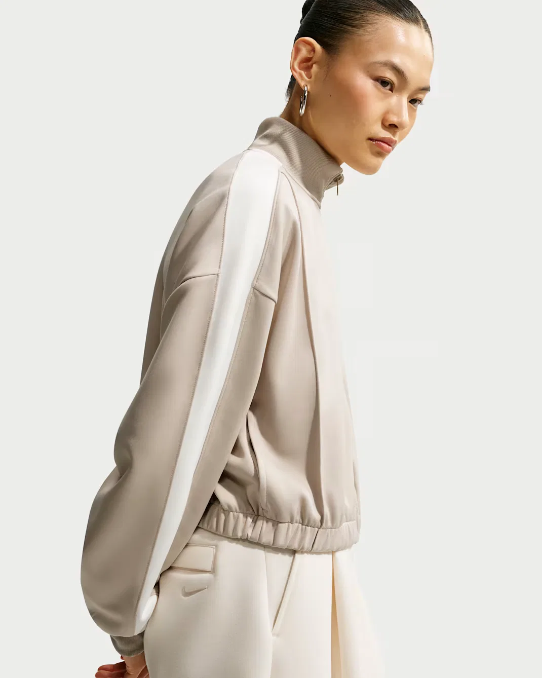 Женская спортивная куртка Nike Sportswear, Cream II/Sail/Sail — фото 3