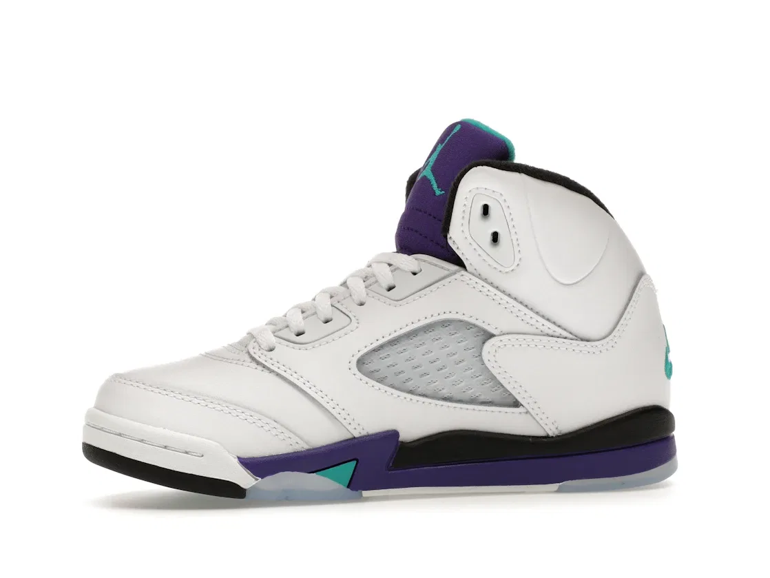 Детские кроссовки с классическим дизайном Jordan 5 Retro Jordan, White/Grape Ice-New Emerald — фото 3