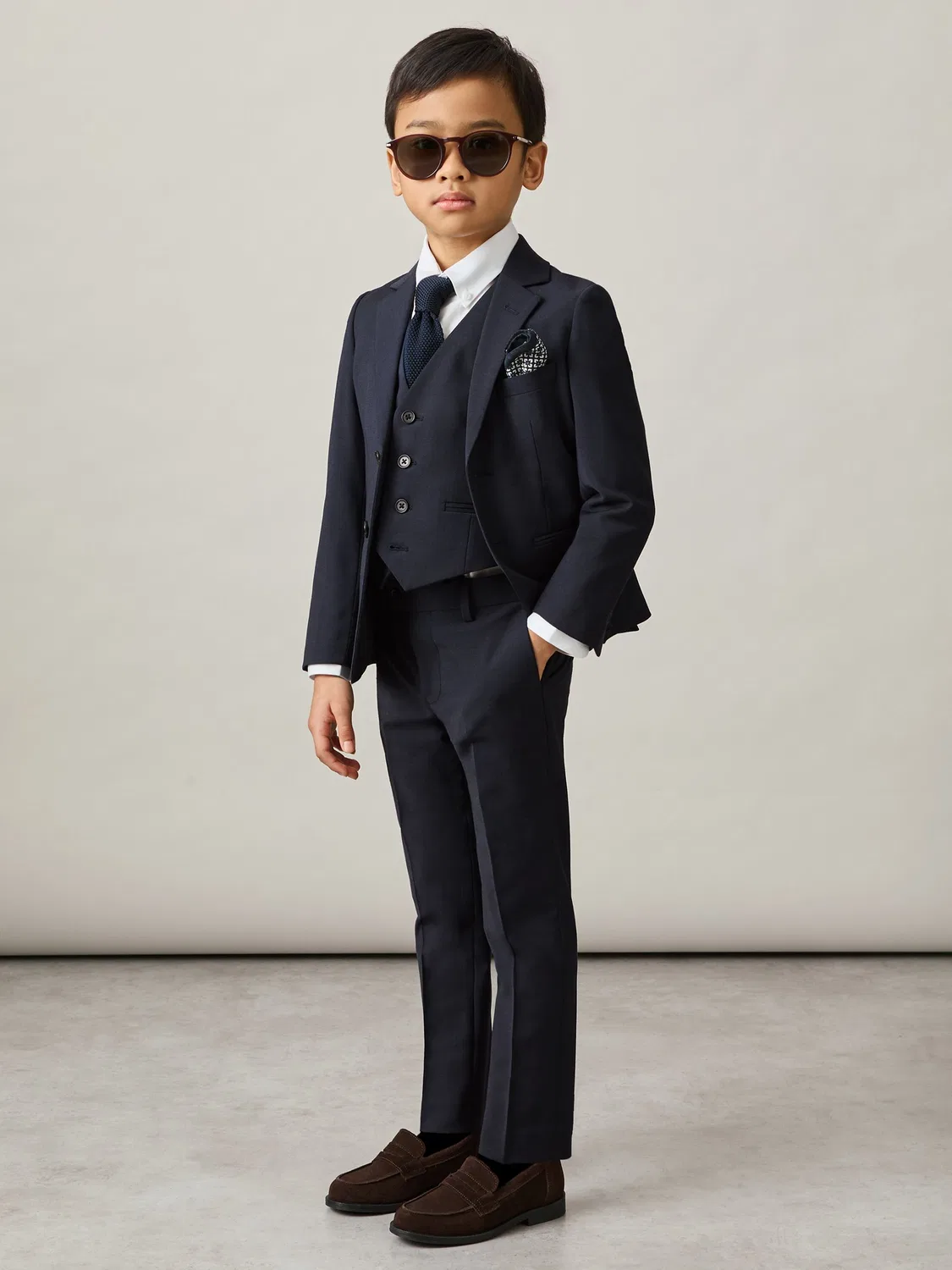 Жилет Modern Fit, модель Hope Reiss, темно-синий — фото 3