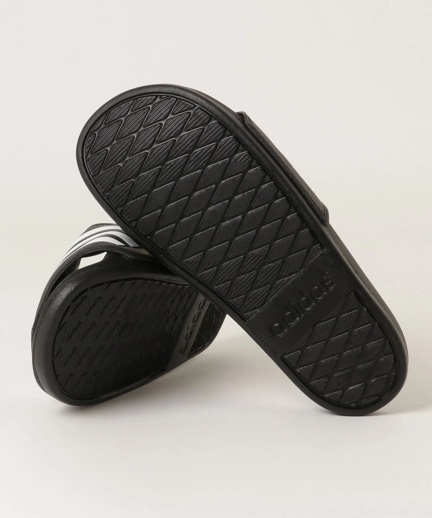 Сандалии с мягкой стелькой ADILETTE COMFORT adidas черные — фото 3