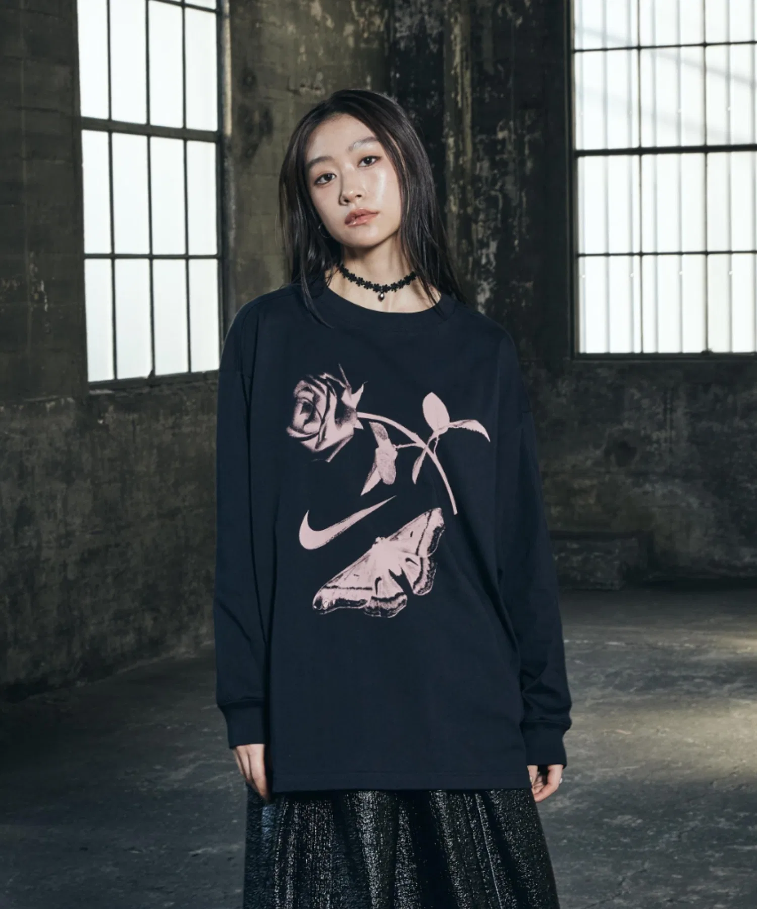 Женская футболка Nike Sportswear Oversized Long-Sleeved T-Shirt — фото 2