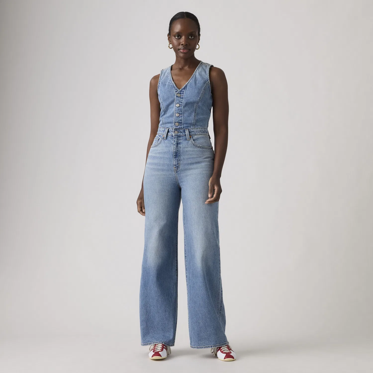 Джинсовый комбинезон с широкими штанинами Levi's, Medium Wash — фото 3