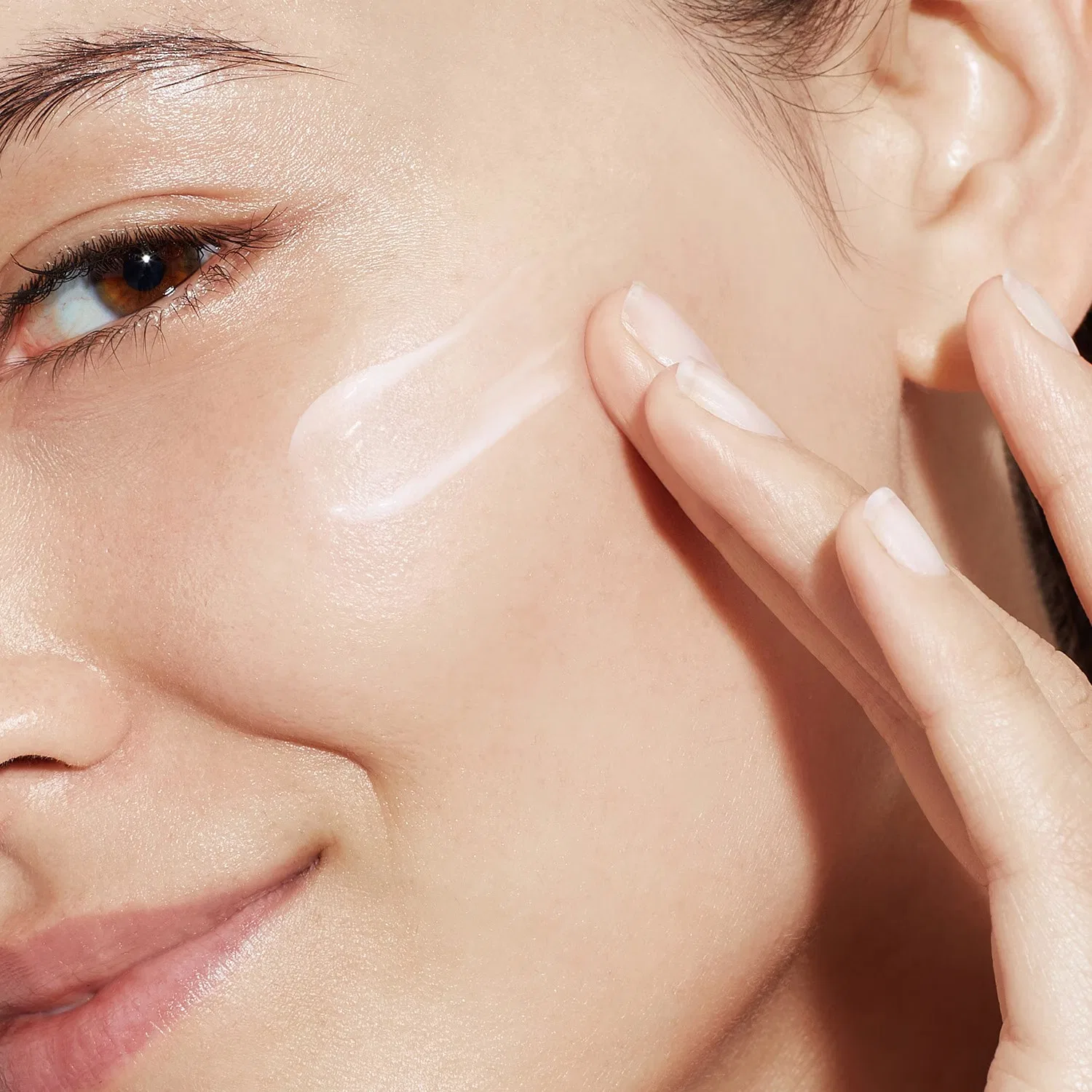 Увлажняющий флюид для лица с гиалуроновой кислотой Hydra Zen Glow Anti-Stress, 50 мл, LANCÔME — фото 4