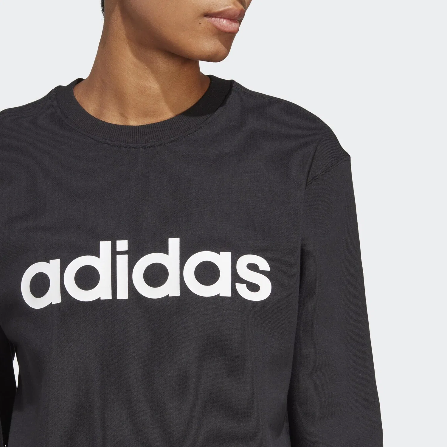 Женский свитшот из футера Essentials Linear French Terry Adidas, Черный Белый — фото 4