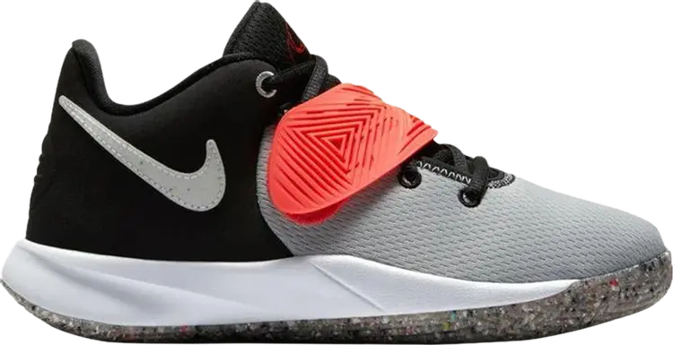 

Кроссовки Nike Kyrie Flytrap 3 SE GS 'Light Smoke Grey Bright Crimson', черный