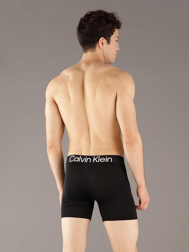 Набор мужских боксеров Calvin Klein Microfiber, 3 предмета, черный — фото 3