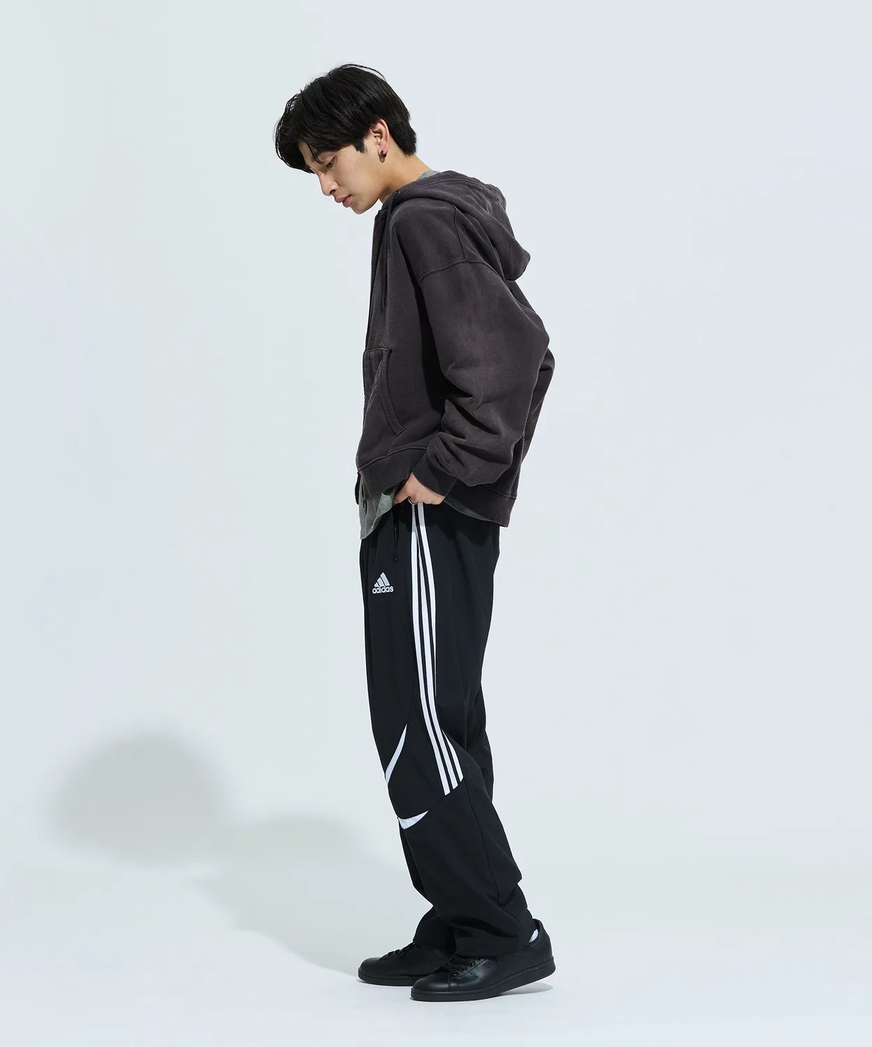 Мужские спортивные штаны свободного кроя Team Geist Adicolor Adidas Originals, Black/White — фото 3