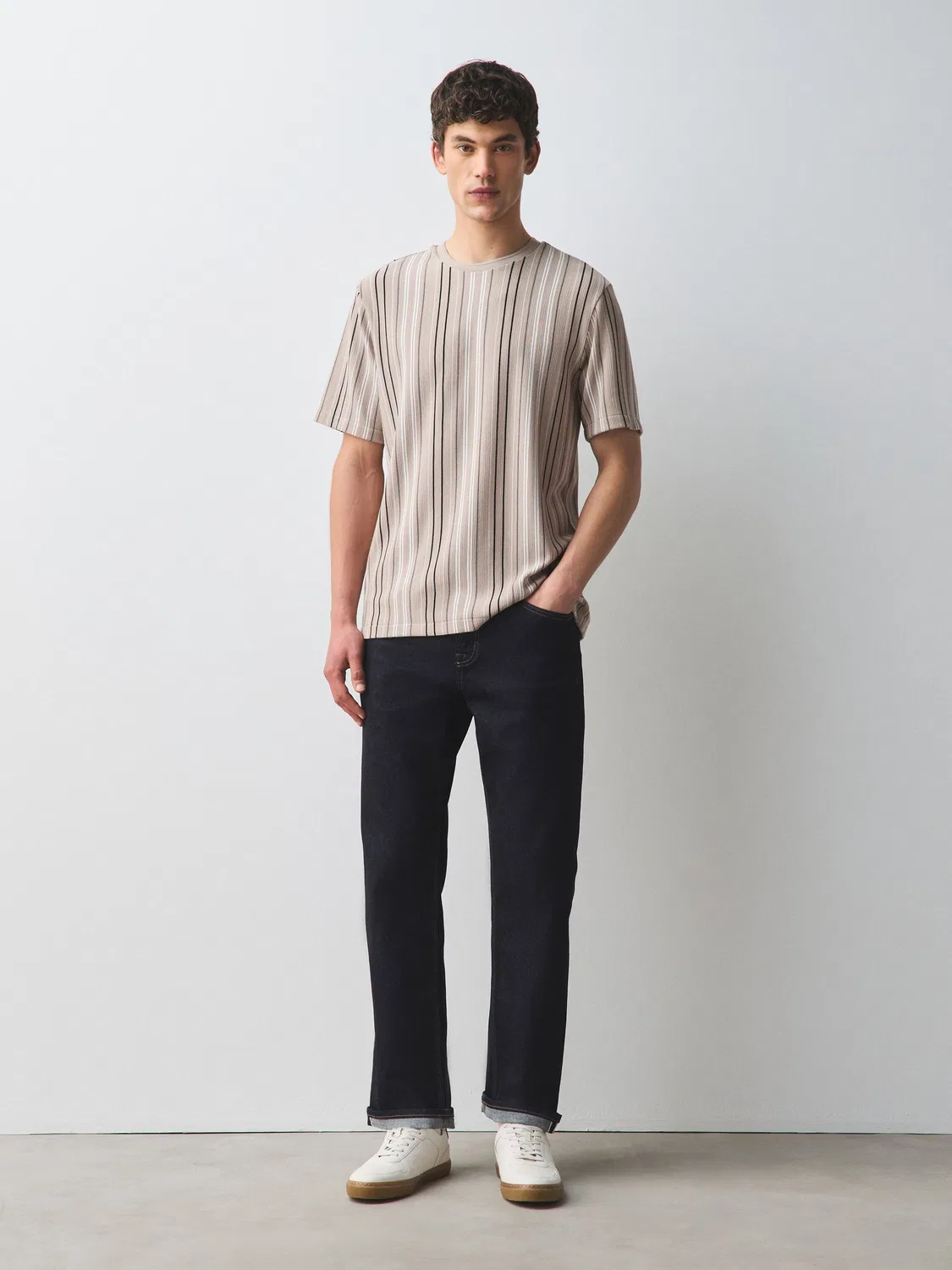 Футболка с вертикальной полоской Neutral Smart Vertical Stripe Next, нейтральный — фото 2