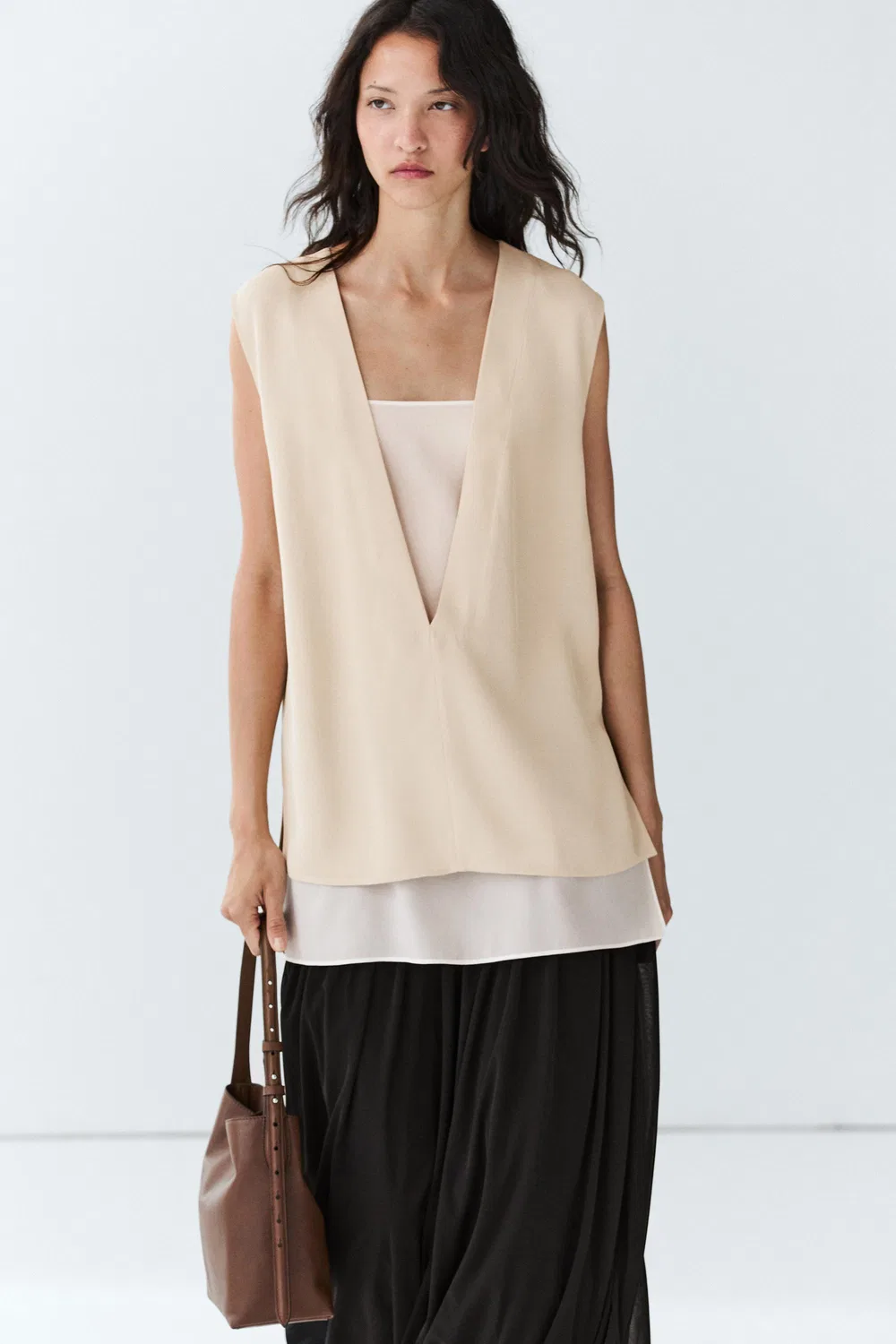 Топ Massimo Dutti Flowing Double-Layer With Contrast Detail, кремовый