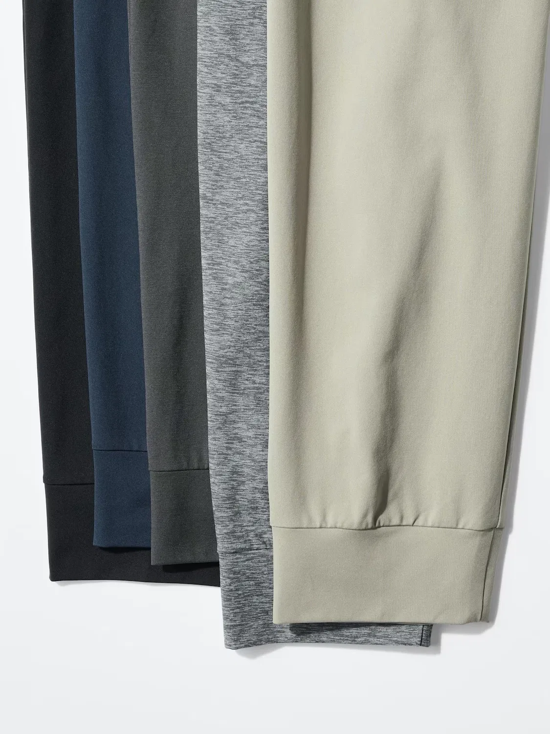 Эластичные спортивные брюки-джоггеры / удлиненный крой Uniqlo, черный — фото 3