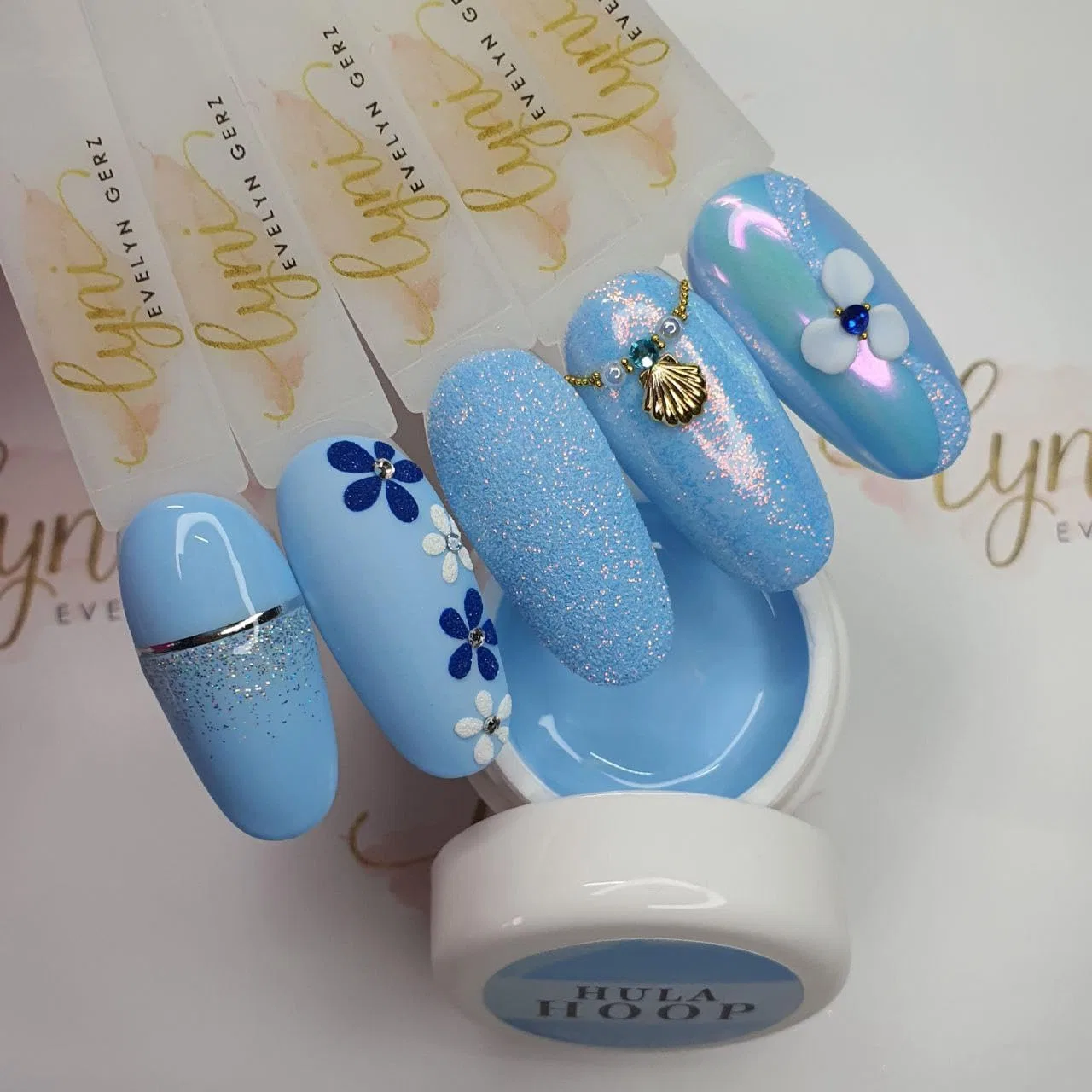 Цветной гель для ногтей «Fresh Sky» пастельно-голубой от Lynis-Nailshop.de Lynis Nailshop, Pastel Blue Light — фото 4