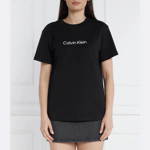 

Футболка стандартного кроя с логотипом Hero Calvin Klein, черный