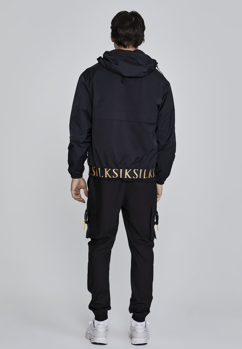 

Куртка-бомбер SIKSILK, черный