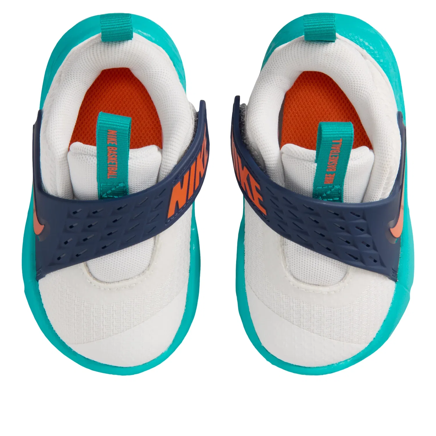 Детские кроссовки с сетчатым верхом Team Hustle D 12 'White Midnight Navy' Nike, Summit White/Energy/Midnight Navy/Safety Orange — фото 3