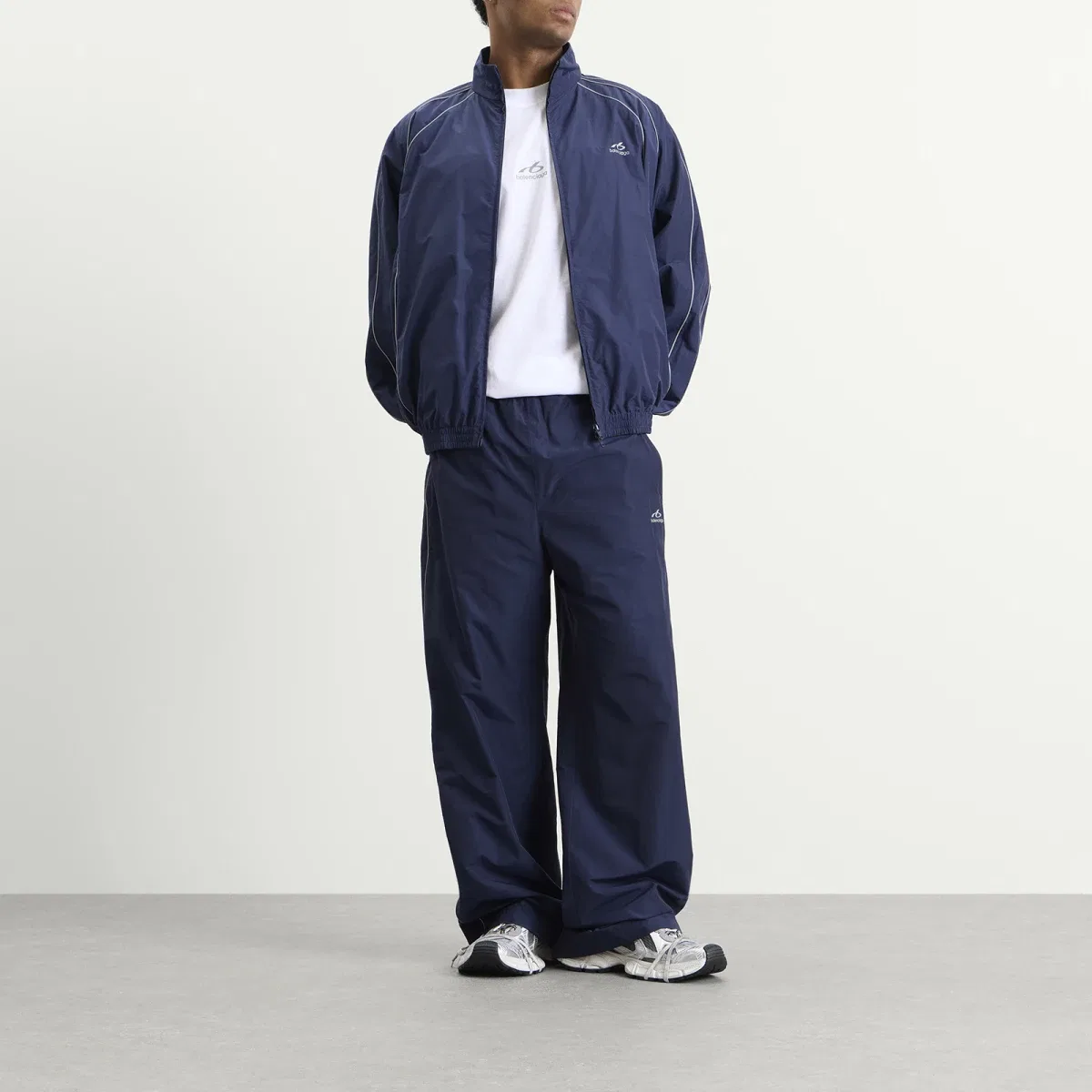 Спортивные брюки Techno Cotton Tracksuit Pants Balenciaga, New Dark Navy — фото 4