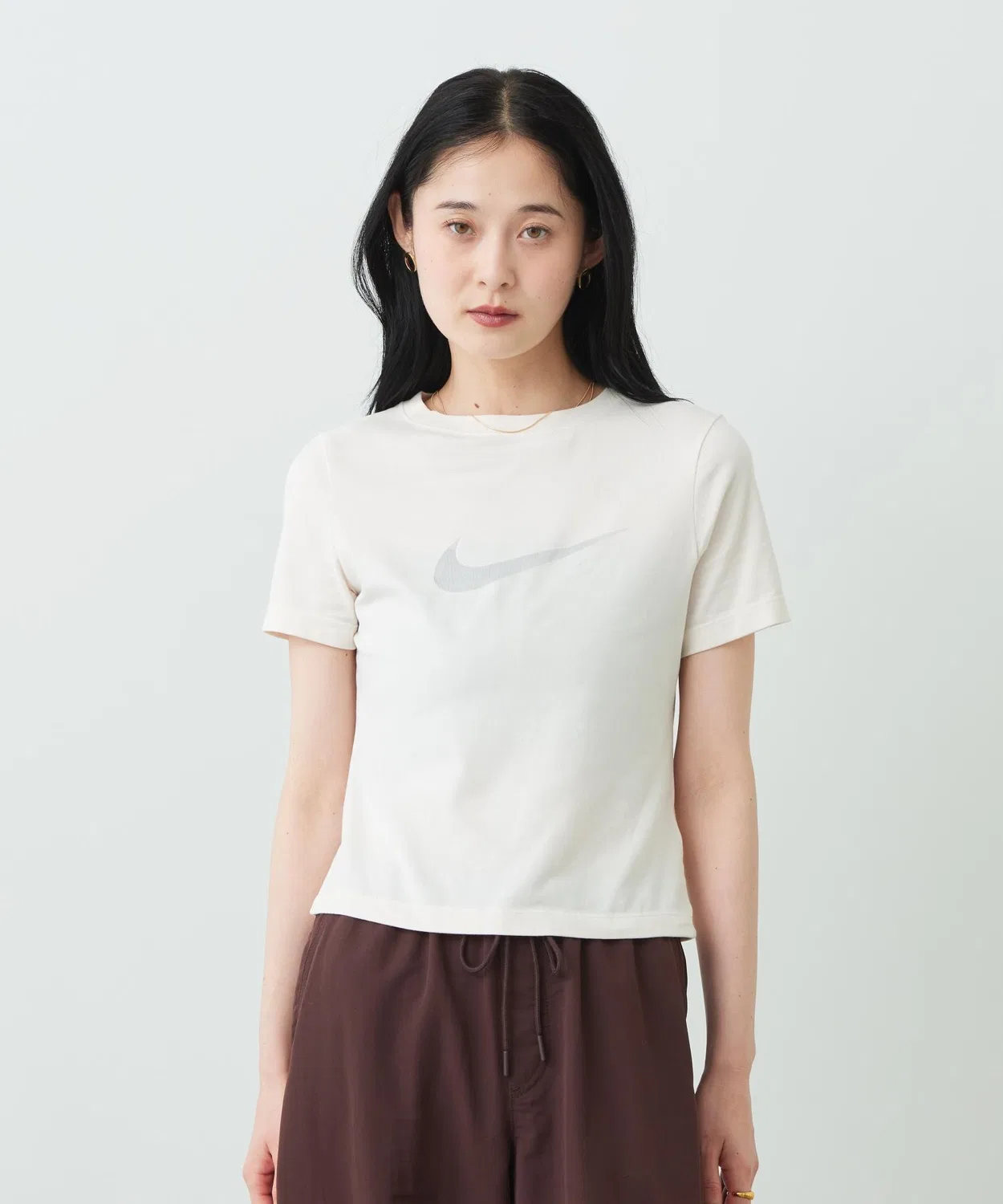 Женская футболка с принтом Nike Sportswear Slim Short-Sleeve Burnout Logo Top, Chalk