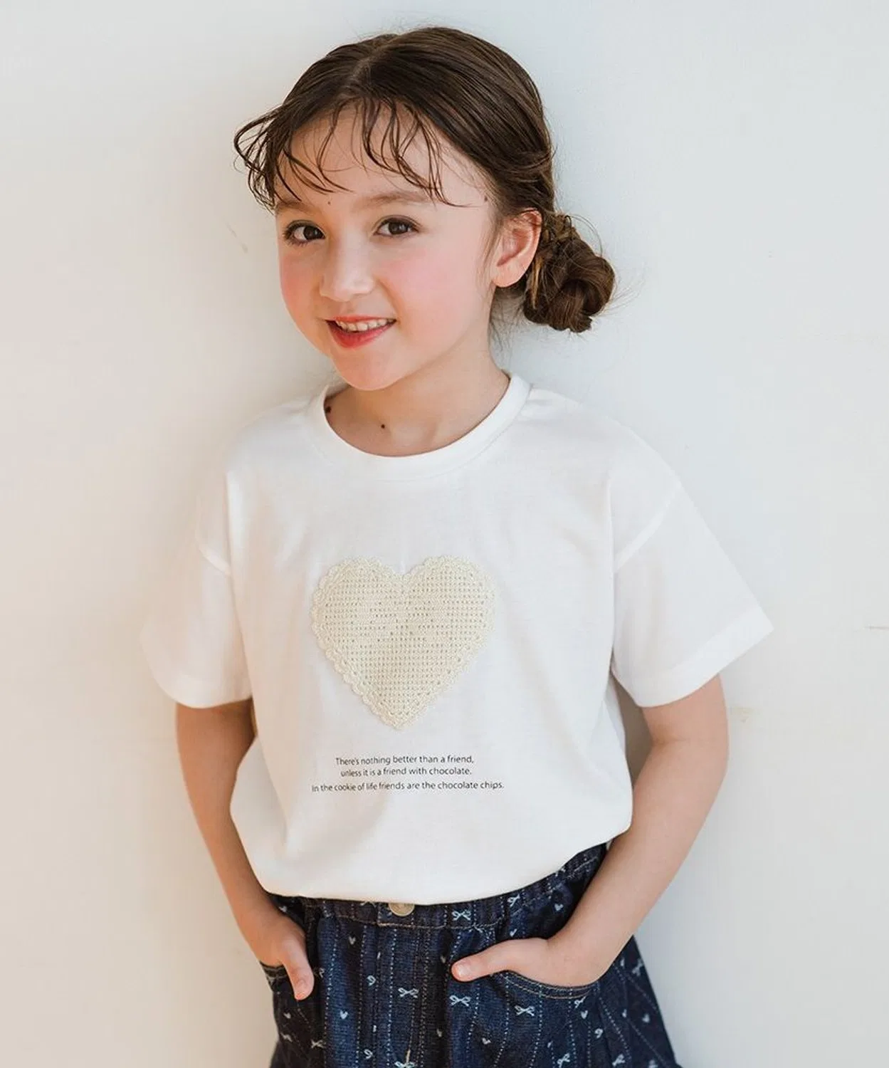 Детская футболка с принтом, ассорти, модель Assort Design Half Sleeve T-Shirt, branshes, Off White