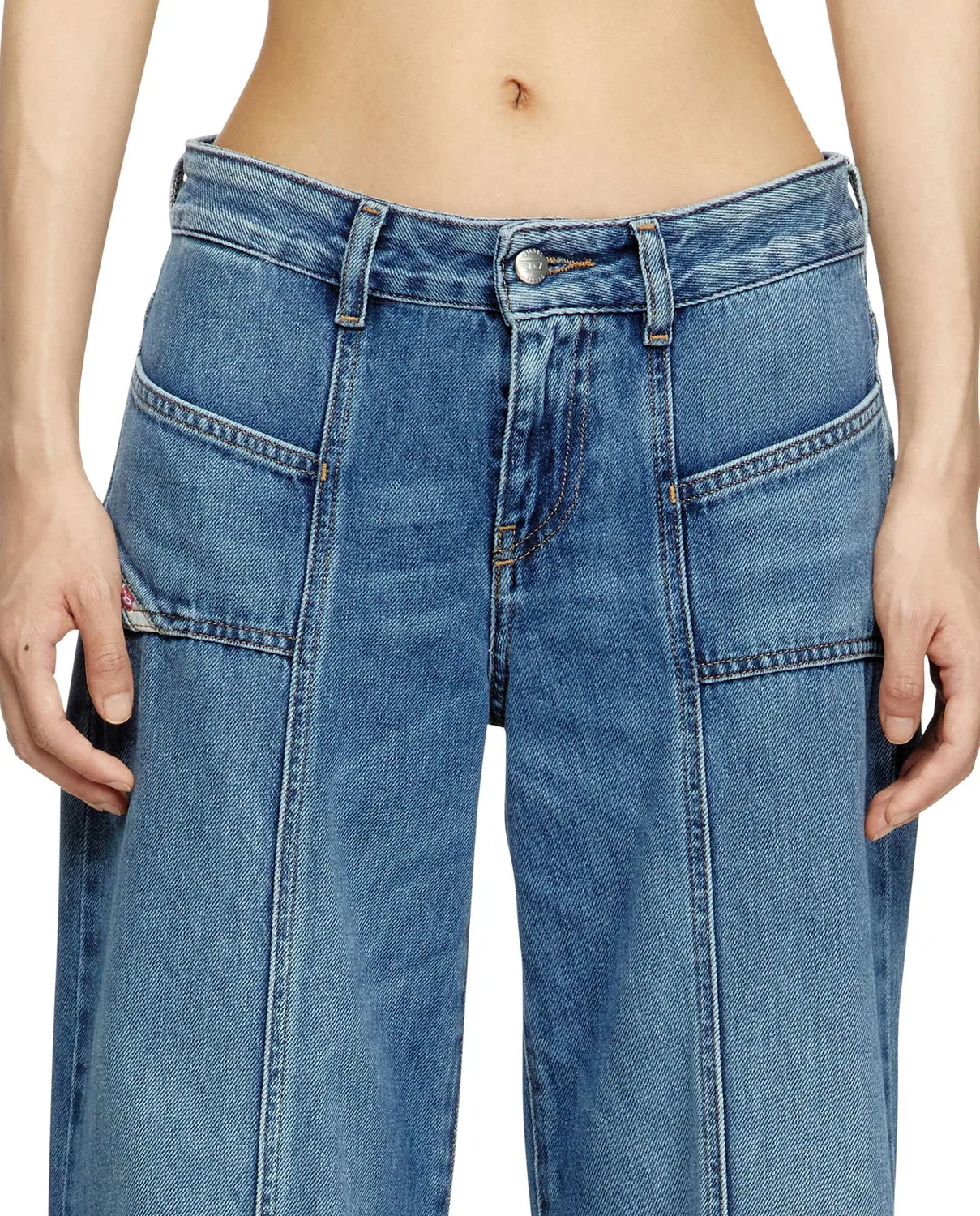 Женские джинсы-клеш свободного кроя Diesel, Azul Denim — фото 3
