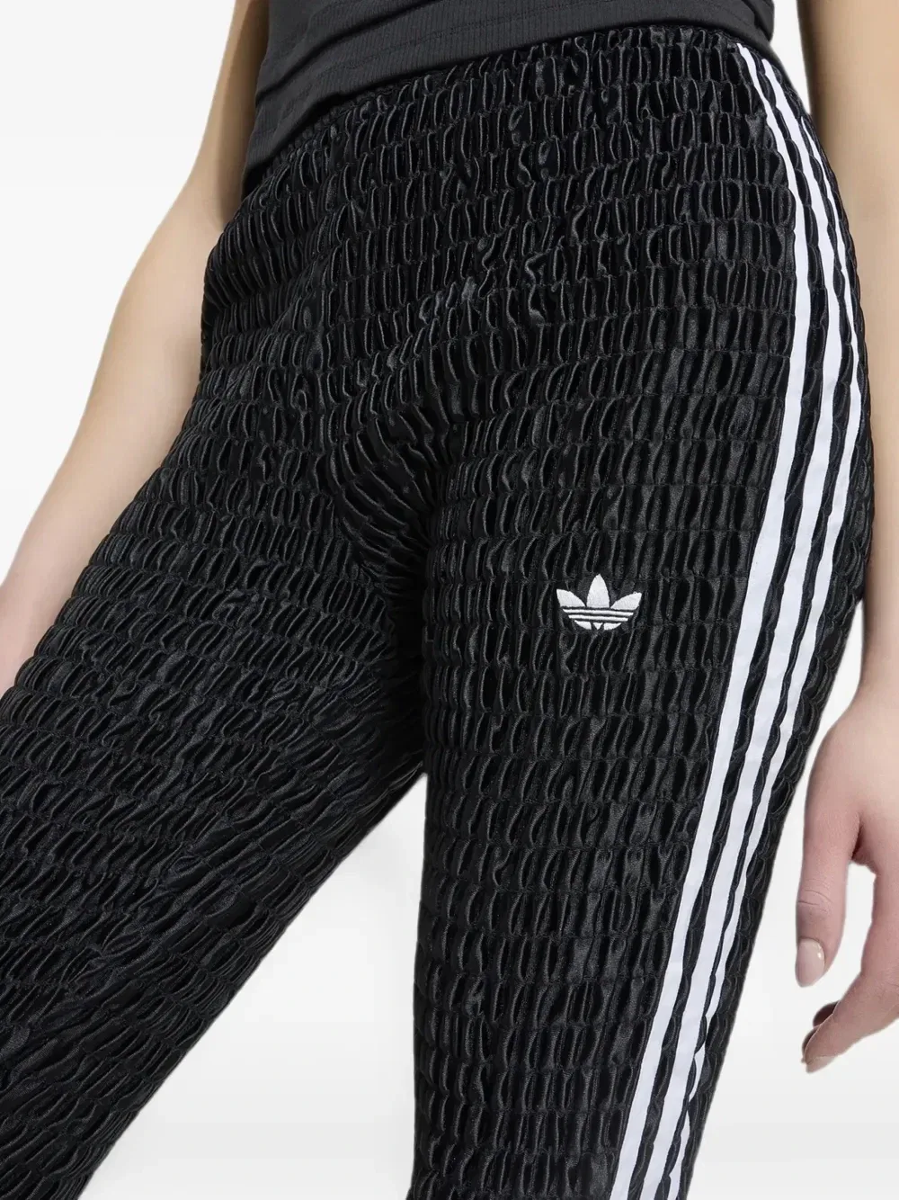 Брюки-капри со сборками по бокам и лампасами Adidas, черный — фото 3