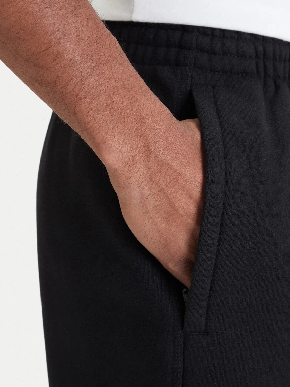 Мужские спортивные шорты свободного кроя Trefoil Essentials Adidas, черный — фото 4