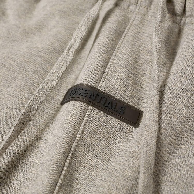 Спортивные шорты Fear of God Essentials Sweat Shorts 'Dark Heather Oatmeal', серый — фото 3