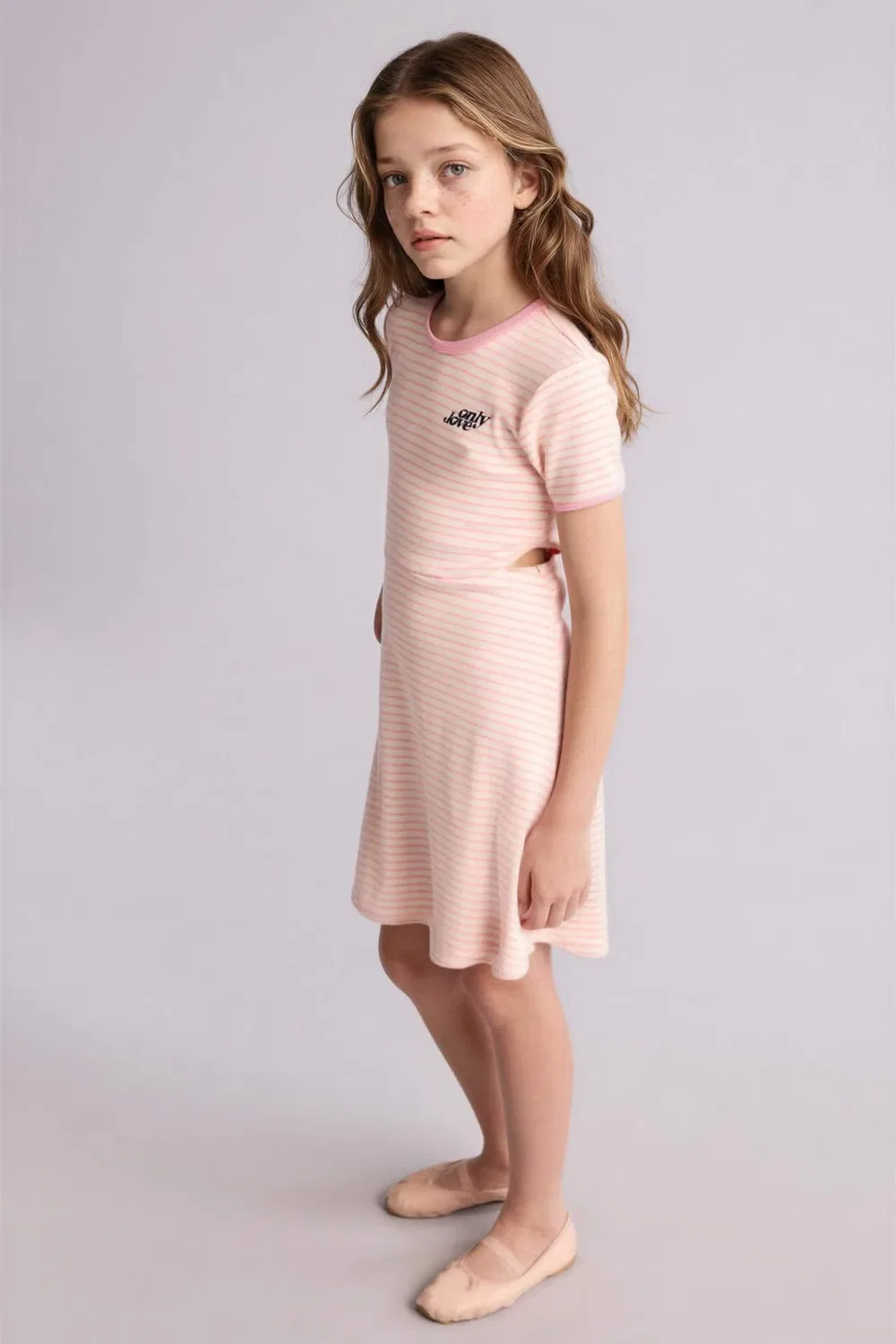 Платье с принтом полоска модель Striped cotton Defacto, розовый