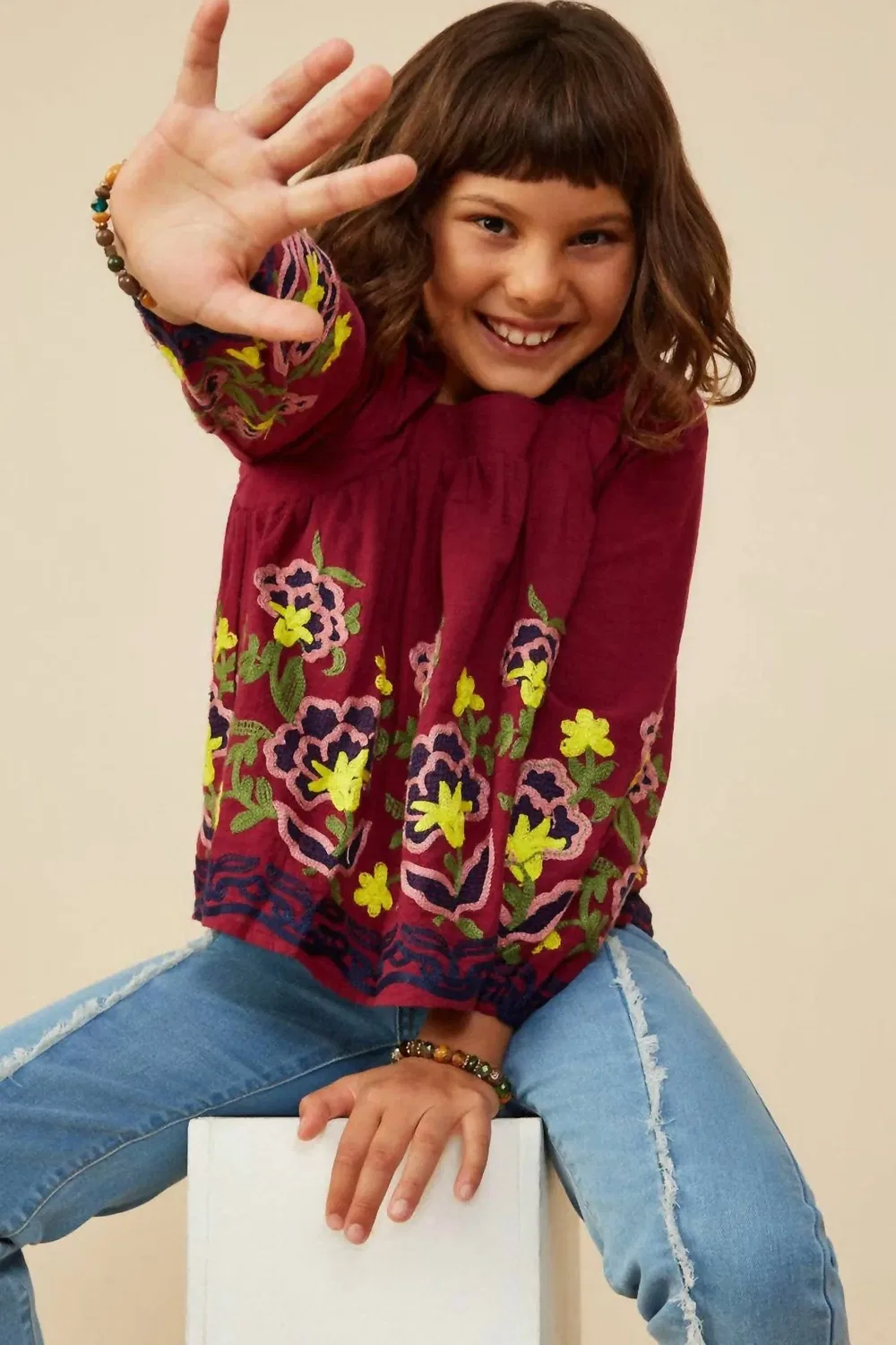 Детская блузка для девочек с цветочной вышивкой и оборками Floral Embroidered Ruffled Top Hayden Girls, Berry — фото 2