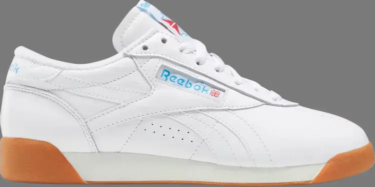 

Кроссовки wmns freestyle low '40th anniversary - white gum' Reebok, белый