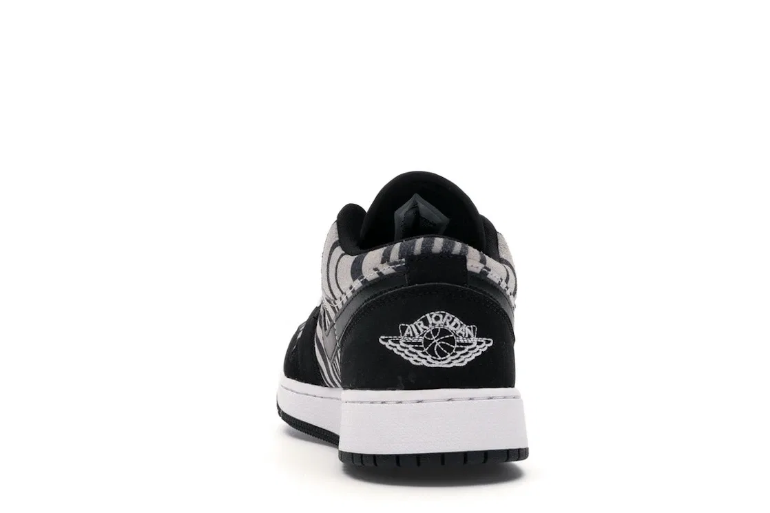 Детские кроссовки с принтом Jordan 1 Low Zebra, Black/White-Sail — фото 4