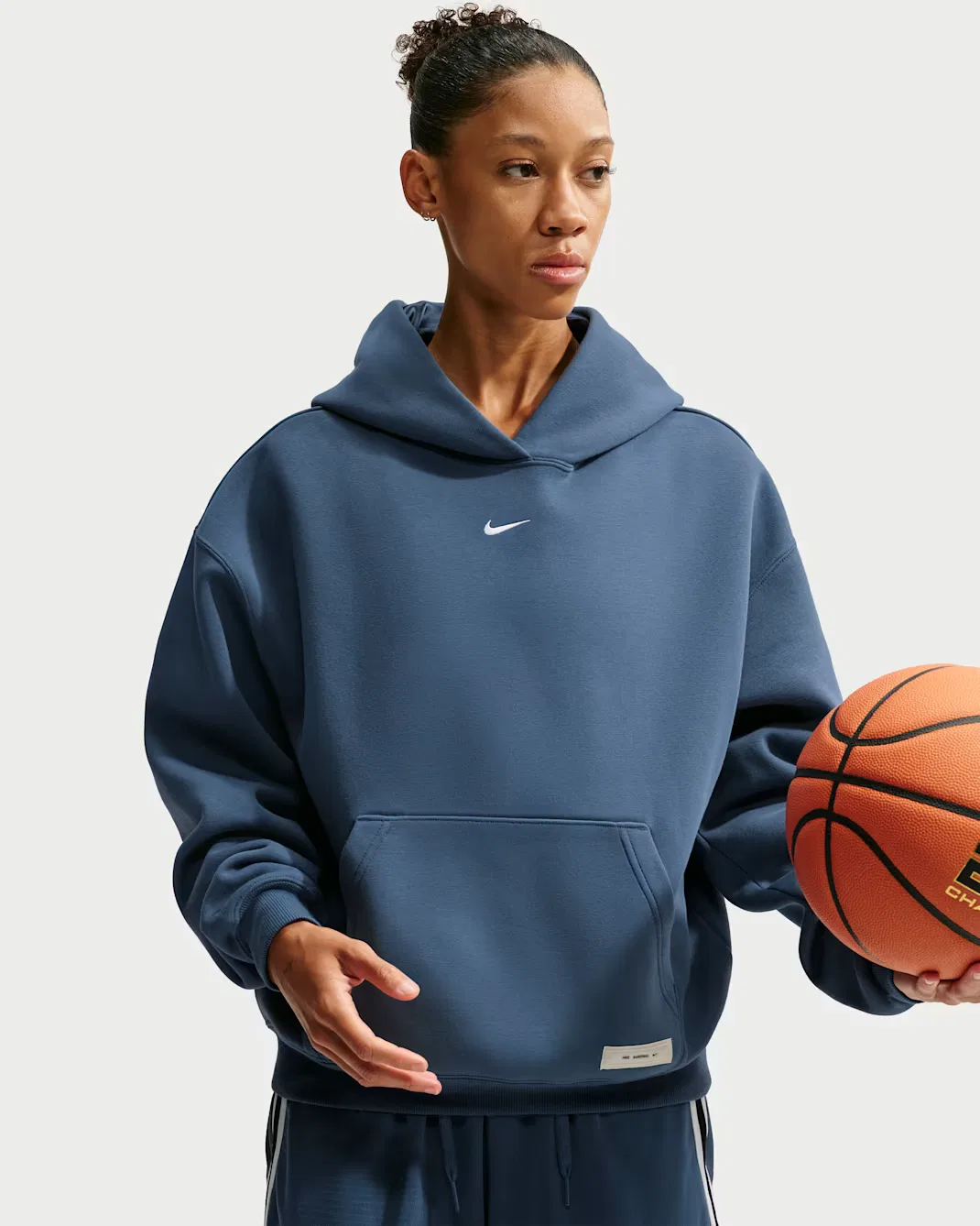 Женская спортивная баскетбольная толстовка Therma-FIT Nike, New Slate/White
