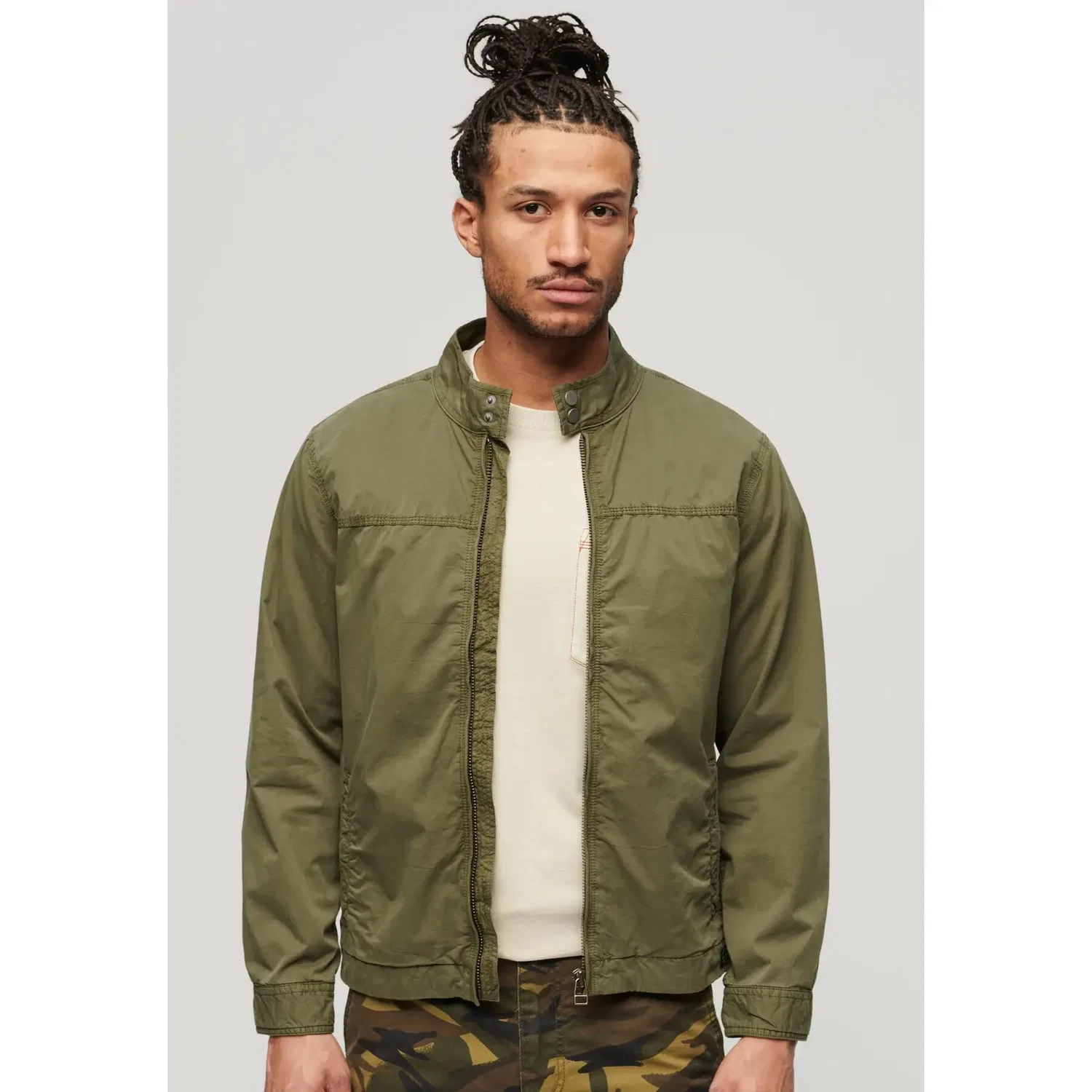 Мужская классическая куртка Harrington Superdry, Цвет Grun / Dunkelkhaki — фото 2